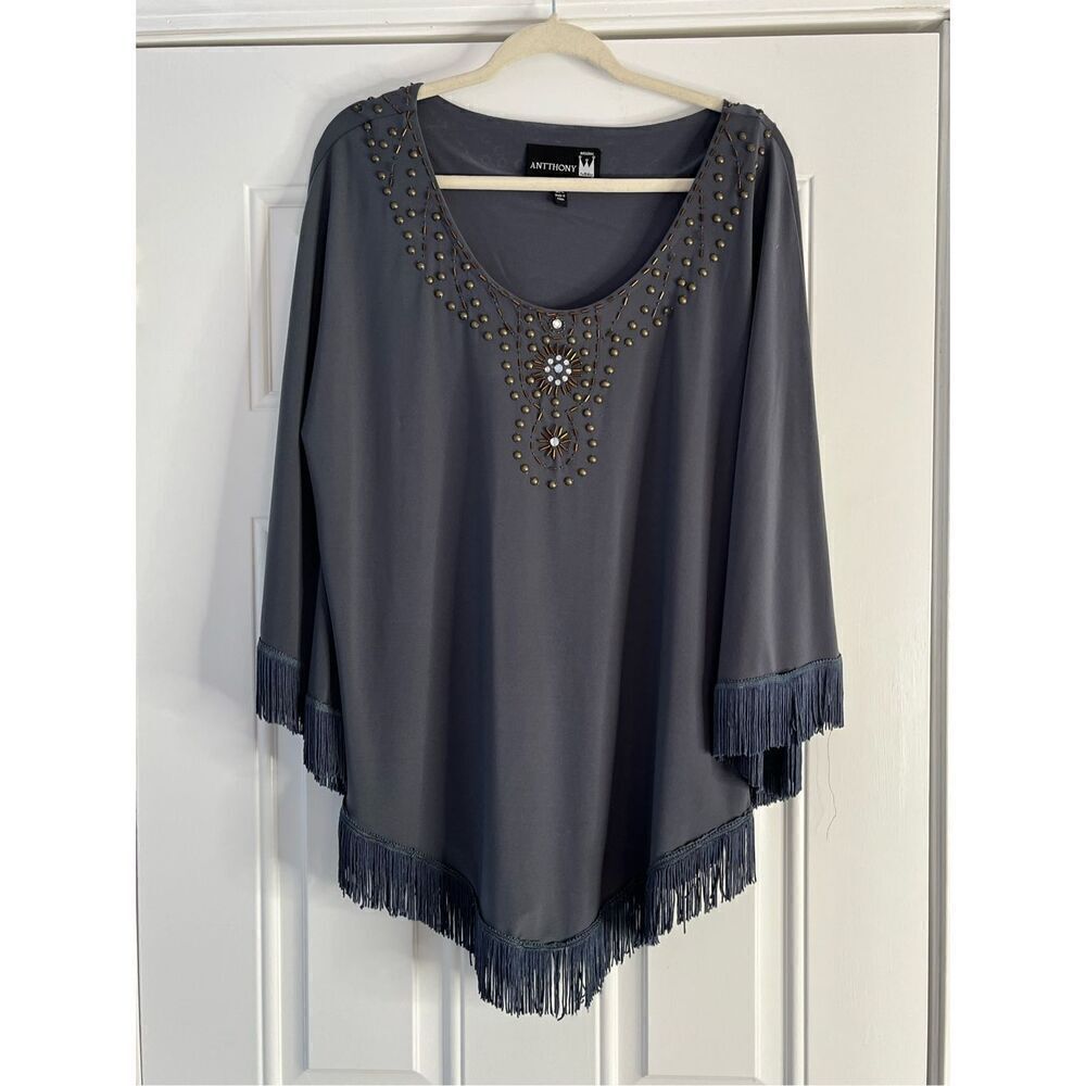 Anthony Original Embellished grey cape size m/l